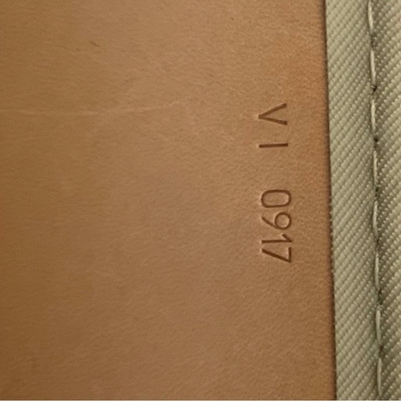 Louis Vuitton Monogram Alize 24 Heures Weekender Bag - Picture 13 of 13